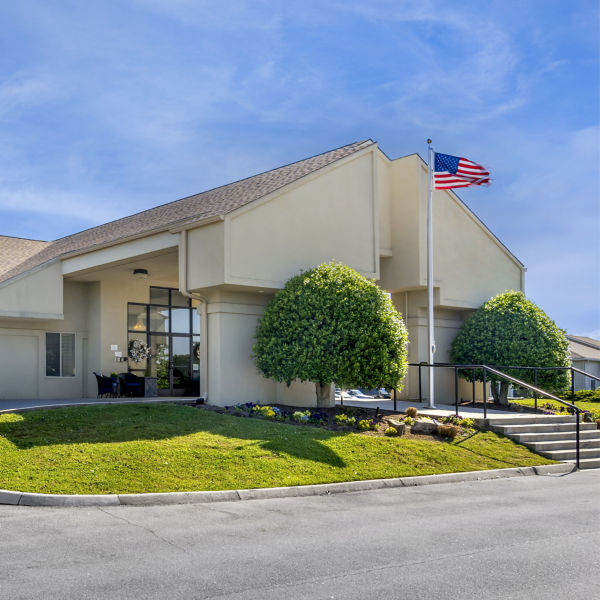 Brookdale Cleveland Entrance