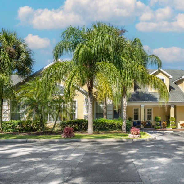 Brookdale Deland Entrance