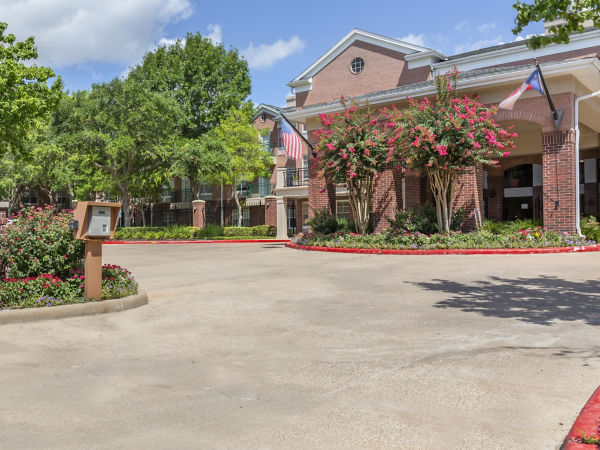 Brookdale First Colony Entrance