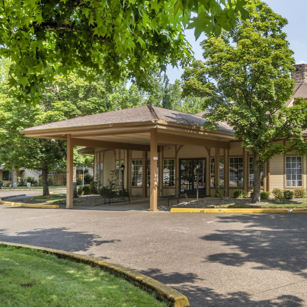 Brookdale Grand Prairie Entrance
