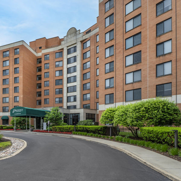Brookdale Hoffman Estates Entrance