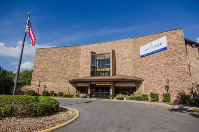 Lake Tavares Entrance