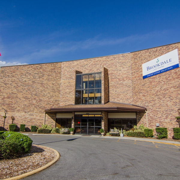 Brookdale Lake Tavares Entrance