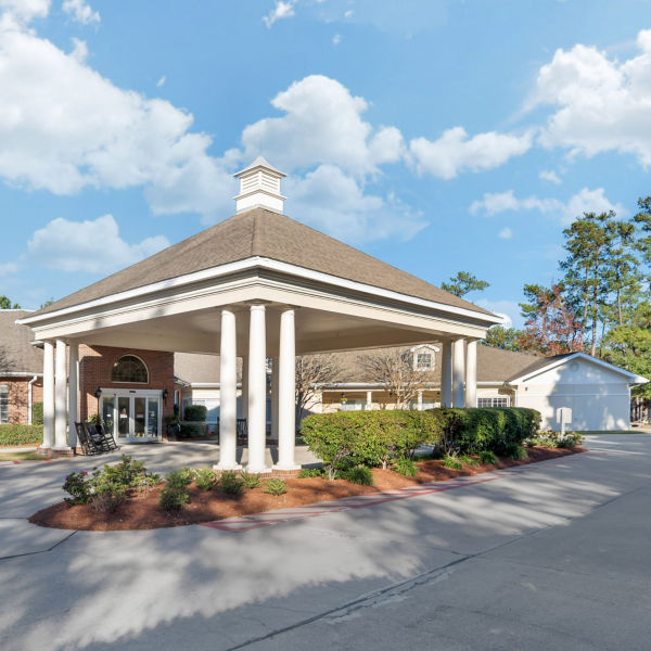 Brookdale Mandeville Entrance