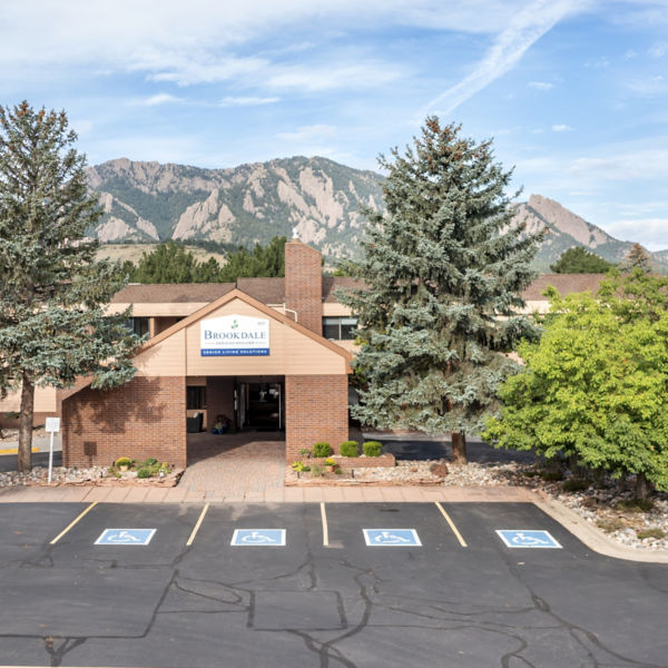 Brookdale Meridian Boulder Entrance