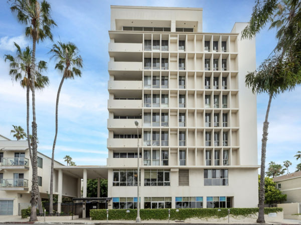 Brookdale Ocean House Main Entrance