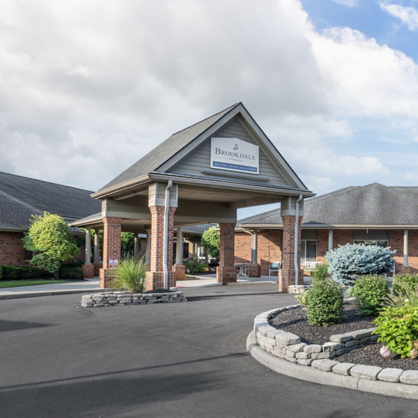 Brookdale Pinnacle Entrance