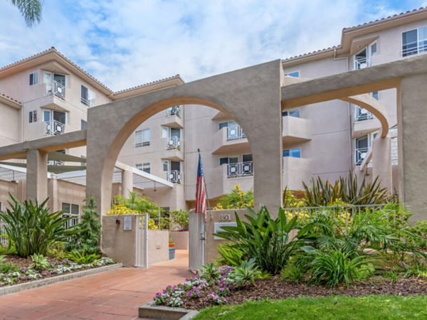Brookdale Santa Monica Gardens Main Entrance