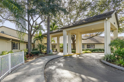 Tarpon Springs Exterior
