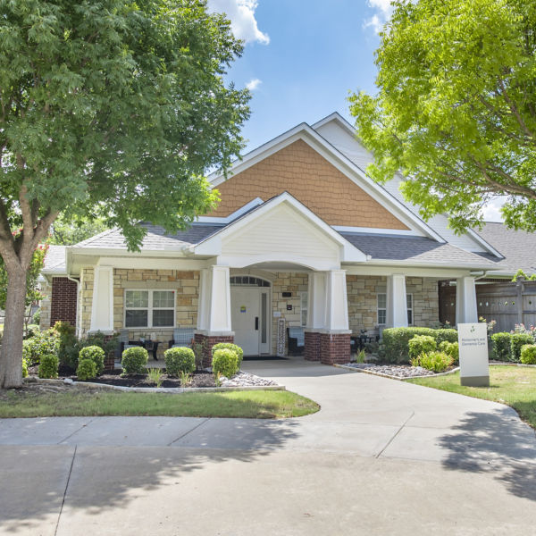 Brookdale Waxahachie Entrance