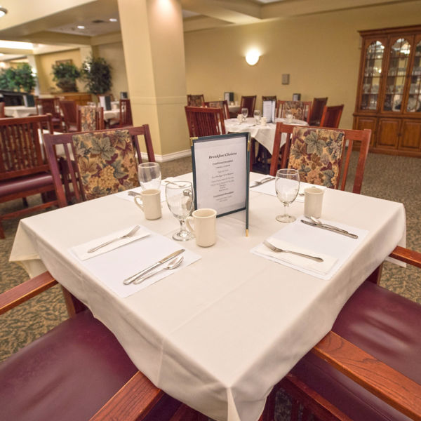 Brookdale Admiral Heights Dining Room