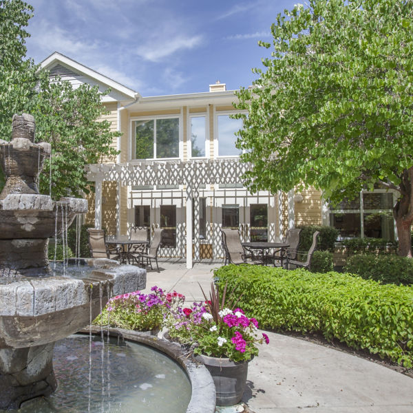 Brookdale Boise Parkcenter Il Courtyard