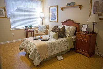 Centre Pointe Boulevard Bedroom