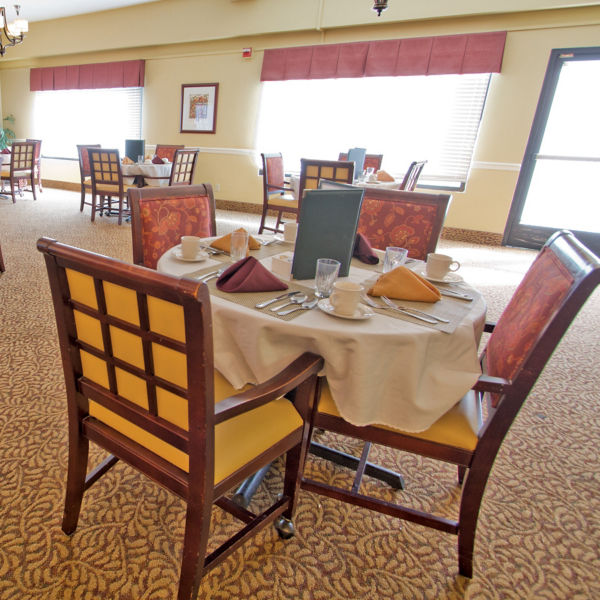 Brookdale Chatsworth Dining Room