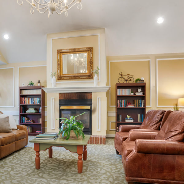 Brookdale Clinton Ms Community Living Room