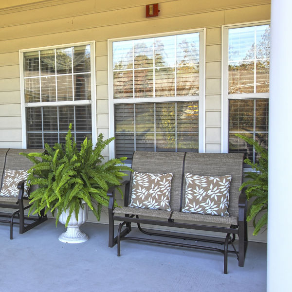 Brookdale Colonial Heights Patio