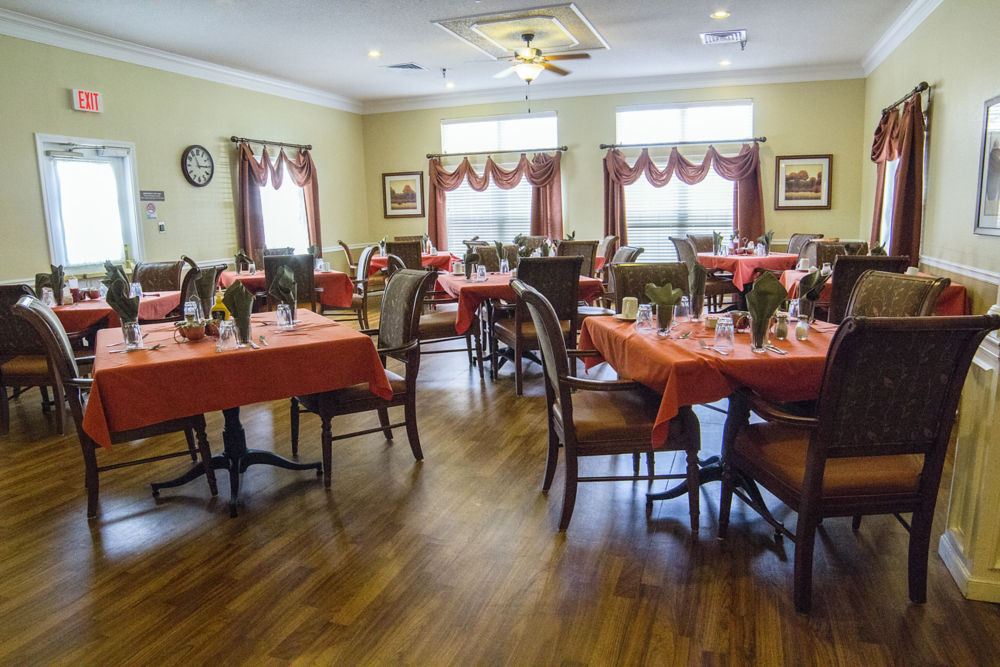 Columbia Tn Dining Room