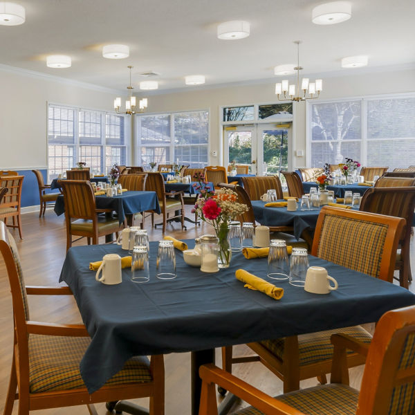 Brookdale Hickory Northeast Dining Room