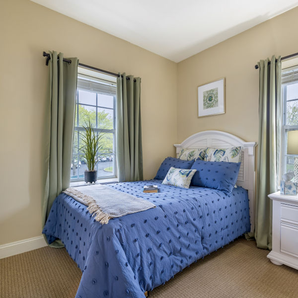 Brookdale Hillsborough Apartment Bedroom