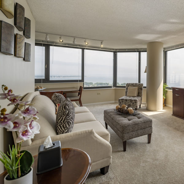 Brookdale Lake Shore Drive Apartment Living Room