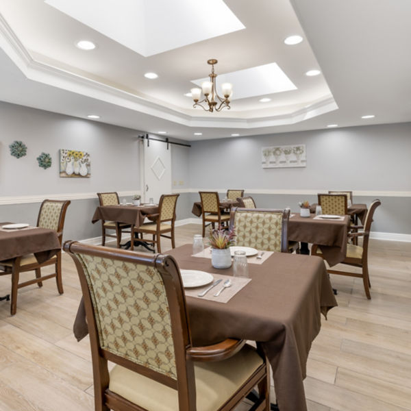 Brookdale Leawood State Line Dining Room