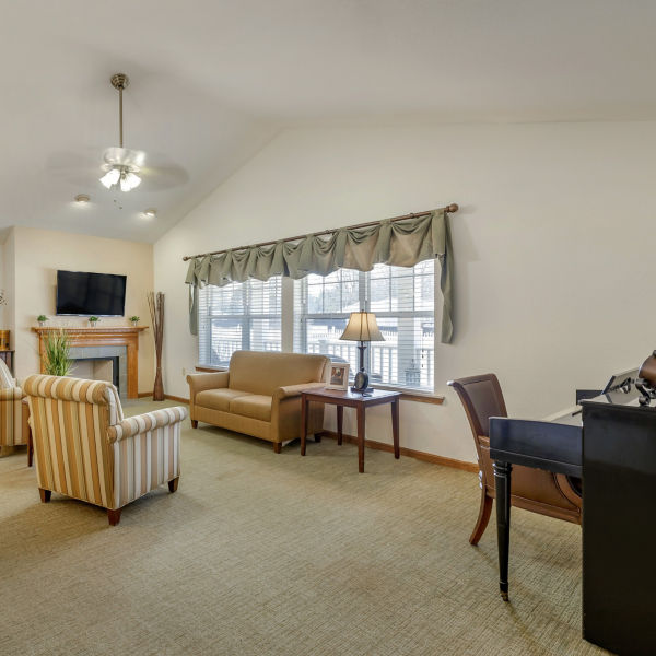 Brookdale Midland Mi Community Living Room