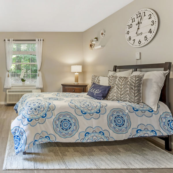 Brookdale Reynolda Road Apartment Bedroom