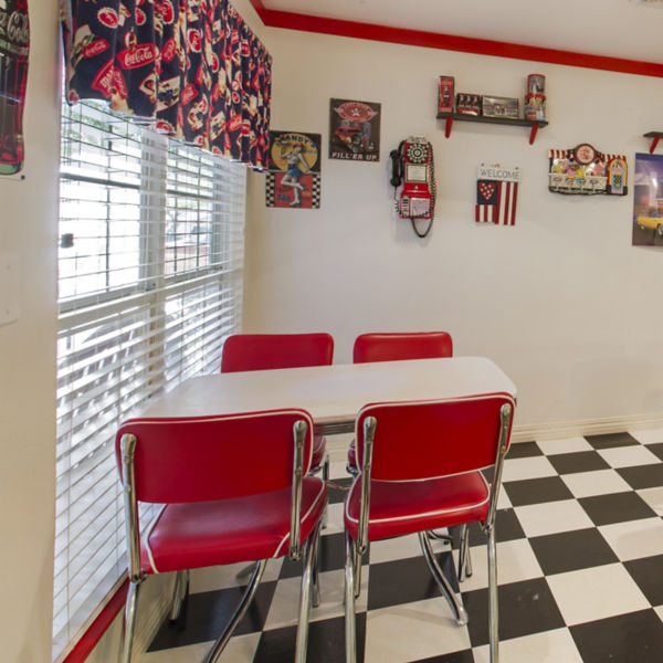 Brookdale Union Hills Cafe