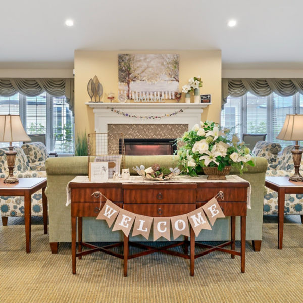 Brookdale W Eisenhower Pkwy Foyer