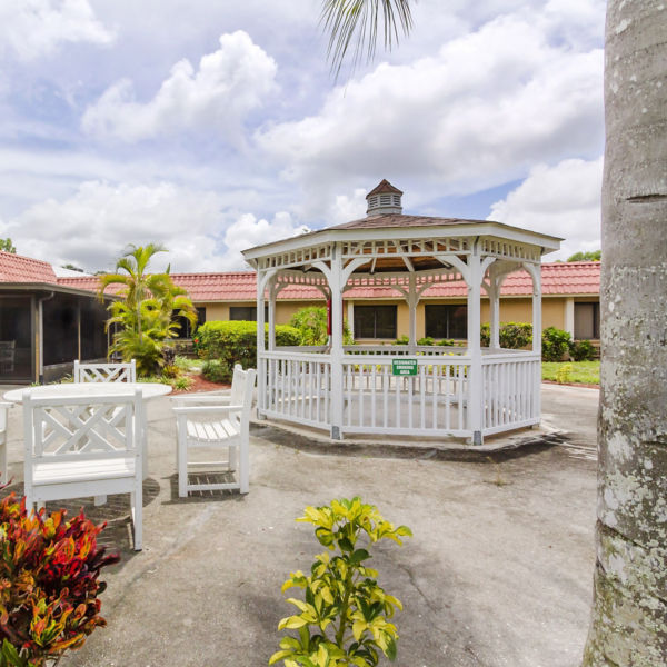 Brookdale Bradenton Gardens Gazebo