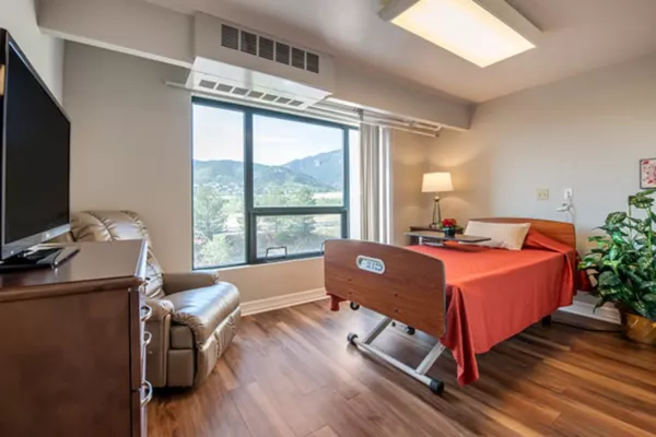 Brookdale Skyline Skilled Nursing Bedroom