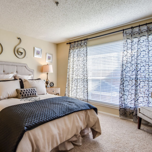 Brookdale Club Hill Apartment Bedroom