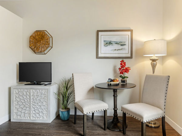 Brookdale Collin Oaks Apartment Living Room