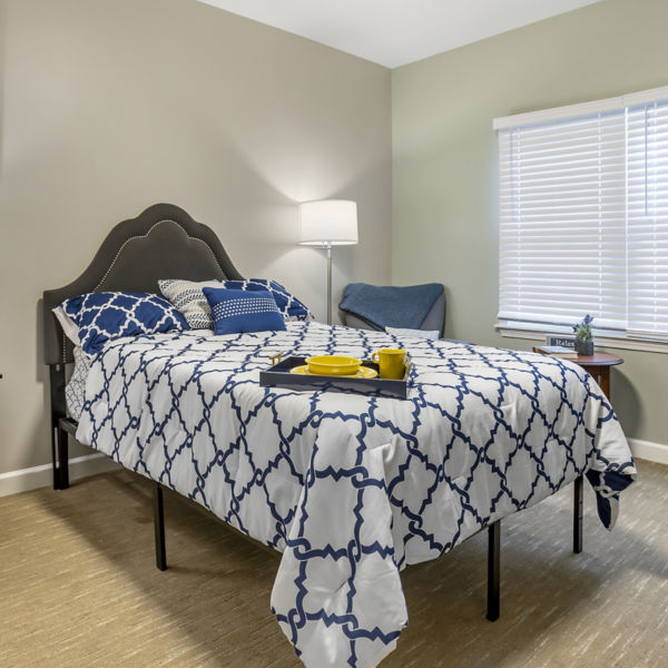 Brookdale Delta Mc Apartment Bedroom