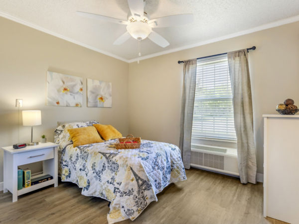 Brookdale Denton North Apartment Bedroom