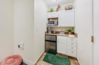 Apartment Kitchenette