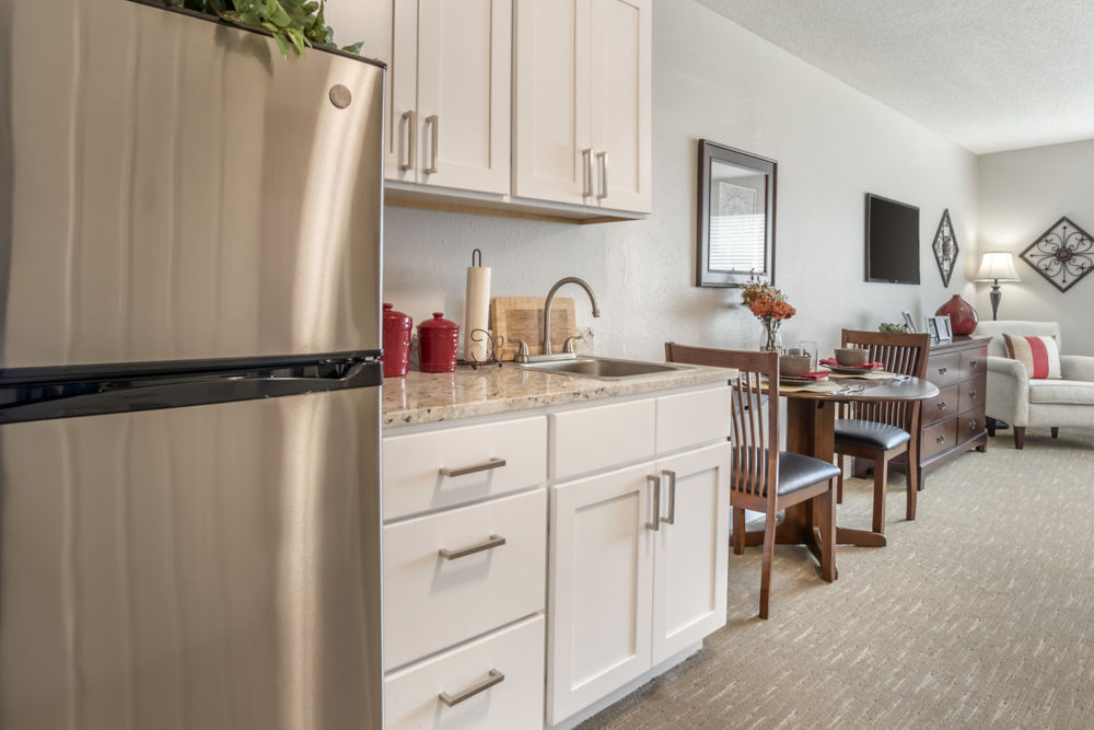 Al Apartment Kitchen