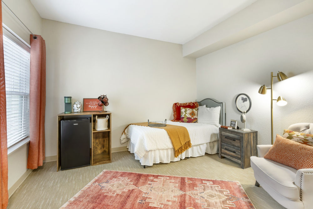 Lacrosse Apartment Bedroom