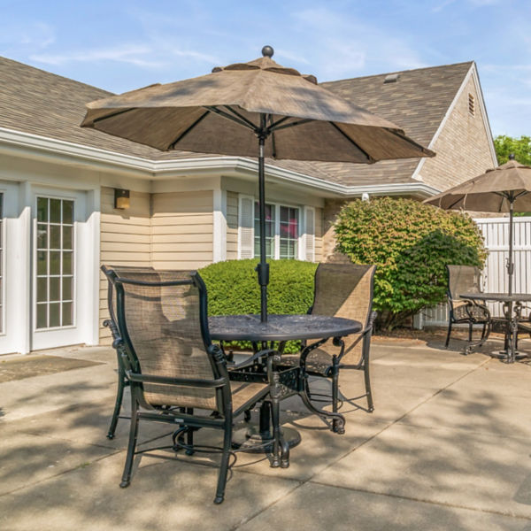 Brookdale Meridian Mi Mc Patio