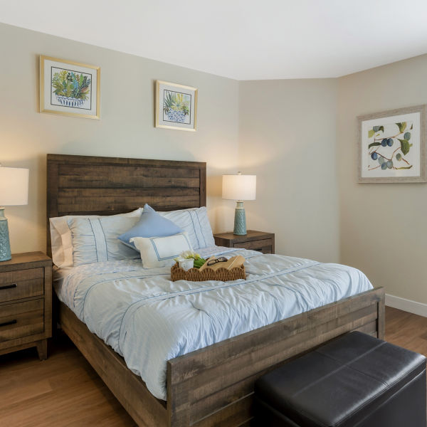 Brookdale Santa Monica Gardens Apartment Bedroom