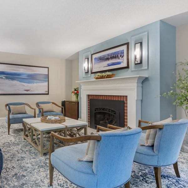 Brookdale South Bay Ri Community Living Room
