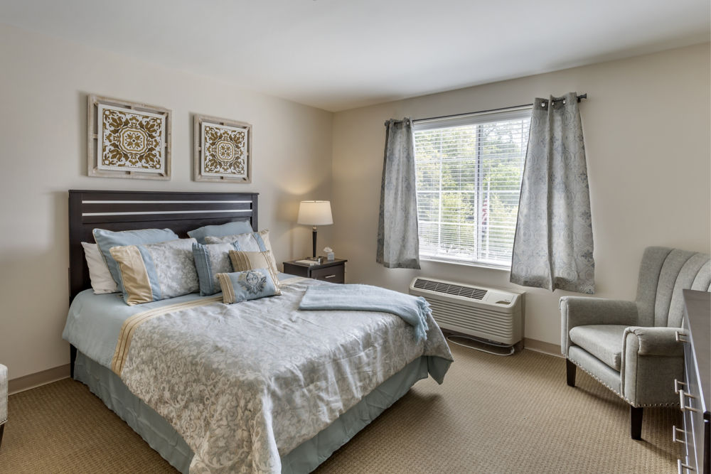 Wayne Apartment Bedroom