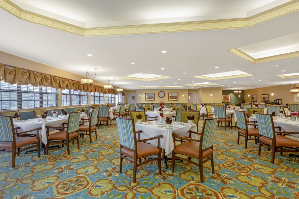 Dining Room Independent Living