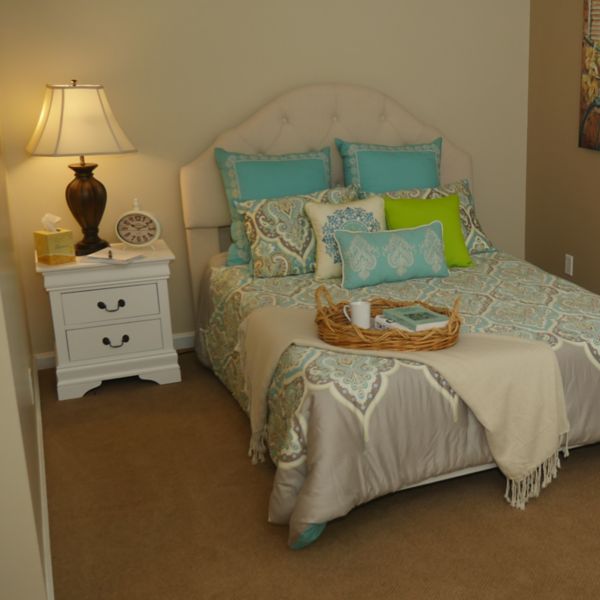 Brookdale Browns Creek Apartment Bedroom