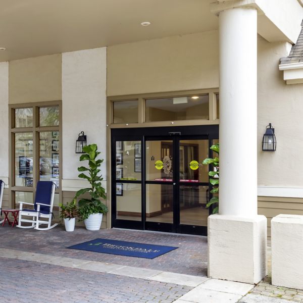 Brookdale Carriage Club Providence Entrance