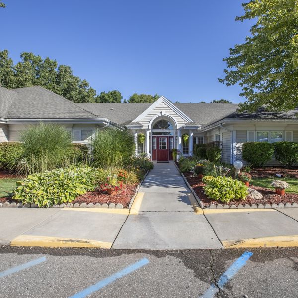 Brookdale Utica Mc Entrance