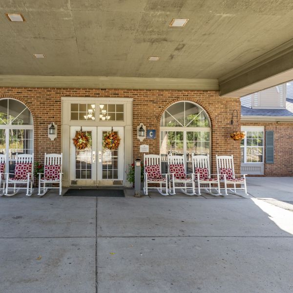Brookdale Brighton Mi Front Porch